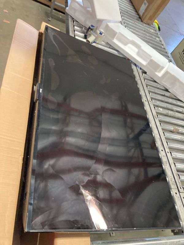 Photo 1 of **SMASHED SCREEN FINAL SALE**55' Class 4K HDR LED Select Series Smart TV - 55R4A5R
