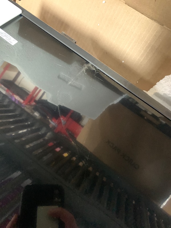 Photo 1 of ***DAMAGED SCREEN***Samsung 70-Inch Class Crystal UHD U8000F 4K Smart TV (2025 Model) Endless Free Content, Crystal Processor 4K, MetalStream Design, Knox Security, Alexa Built-in