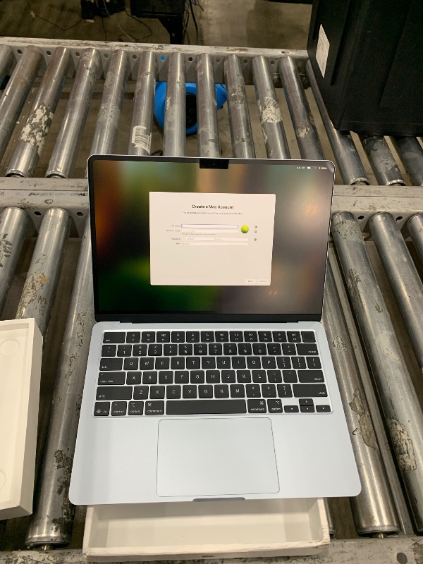 Photo 1 of ***(PARTS ONLY/ LOCKED/ NON FUNCTIONAL)***Apple 2025 MacBook Air 13-inch Laptop with M4 chip: Built for Apple Intelligence, 13.6-inch Liquid Retina Display, 24GB Unified Memory, 512GB SSD Storage, 12MP Center Stage Camera, Touch ID; Sky Blue