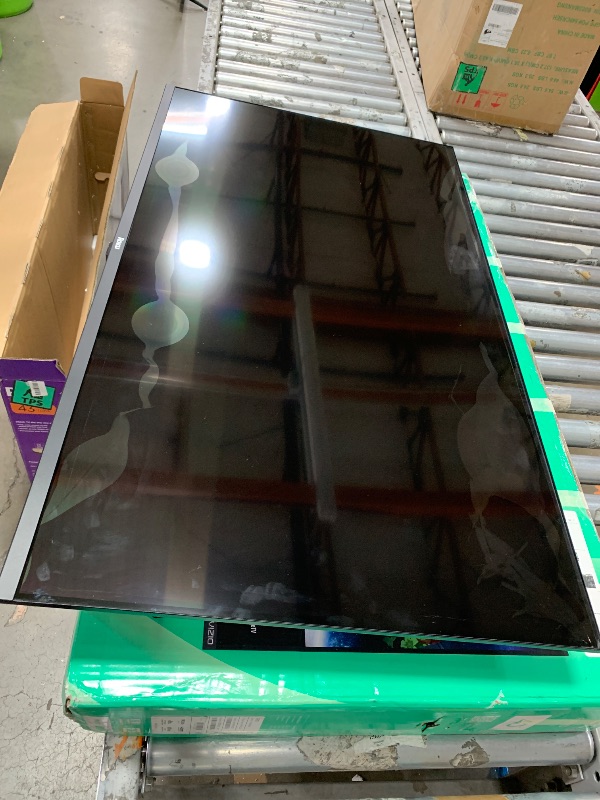 Photo 1 of ***DAMAGED SCREEN***Roku Smart TV 2025 – 43-Inch Select Series, 4K HDR TV – RokuTV with Enhanced Voice Remote – Flat Screen LED Television with Wi-Fi for Streaming Live Local News, Sports, Family Entertainment