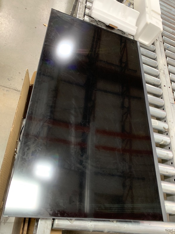 Photo 1 of ***DAMAGED SCREEN***VIZIO 40-inch Full HD 1080p Smart TV with DTS Virtual: X, Alexa Compatibility, Google Cast Built-in, Bluetooth Headphone Capable, (VFD40M-08 New)