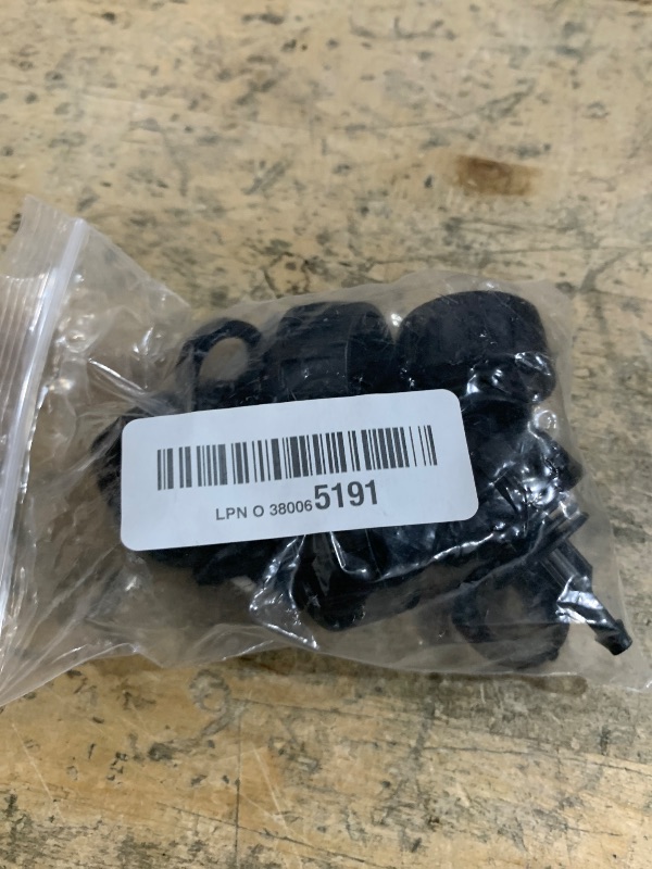 Photo 1 of 5 Pack 1/4 Inch Drip Irrigation Tubing to Faucet/Garden Hose Adapter Drip Irrigation Hose Connectors 3/4" Garden Hose to 1/4" Drip Tubing Drip System Parts Garden Hose Quick Connect Fittings
