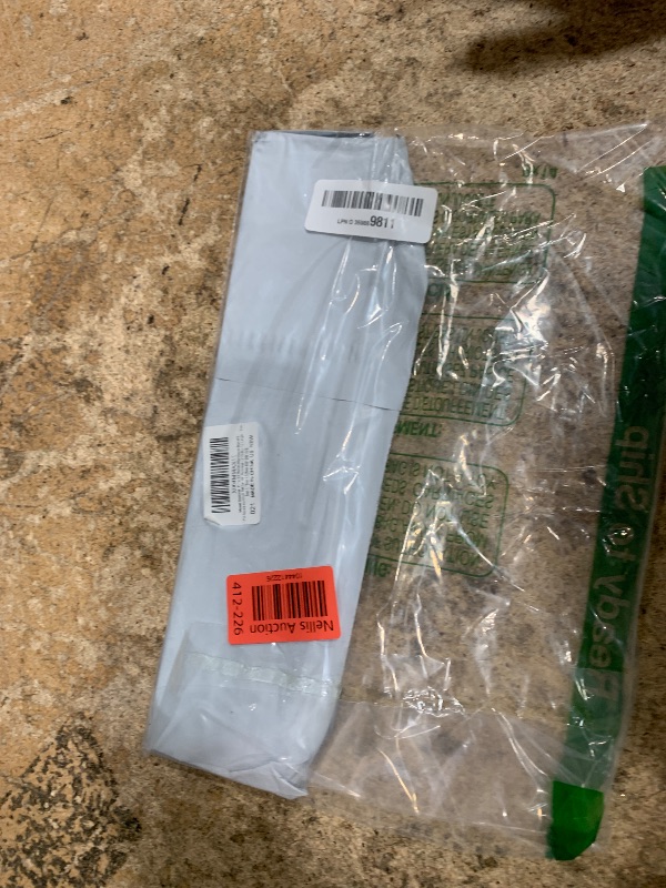 Photo 1 of 1 Pcs Square Aluminum Flat Bar, 1/4'' Thickness x 3'' Width x 12'' Length, 6061 General Purpose Aluminum Bar Stock, T6511 Solid New MLL Stock, for Crafting lndustry, Covered with Protective Film