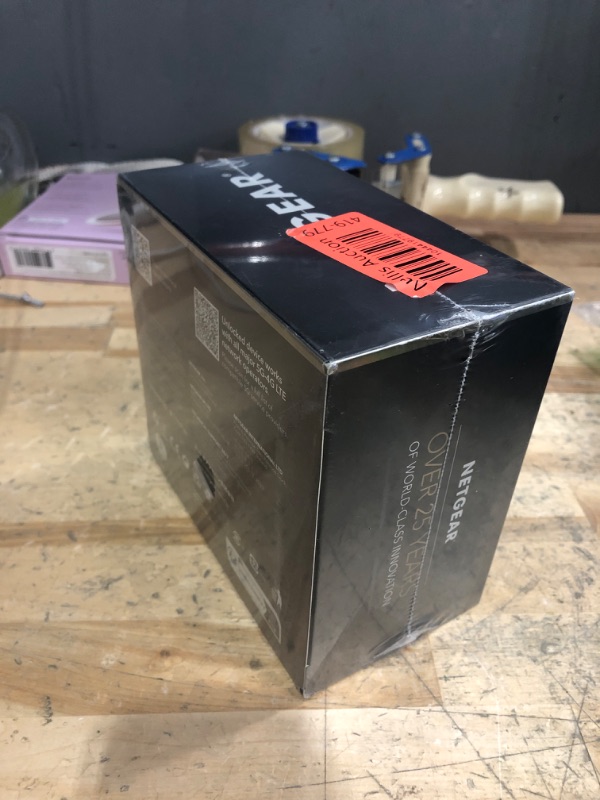 Photo 1 of *** FACTORY SEALED***NETGEAR Nighthawk M6 Pro Mobile Hotspot 5G mmWave, 8Gbps, Unlocked, AT&T, T-Mobile, Verizon International Roaming 125 Countries, WiFi 6E, Portable Device for Travel, Modem Wireless Router (MR6550)