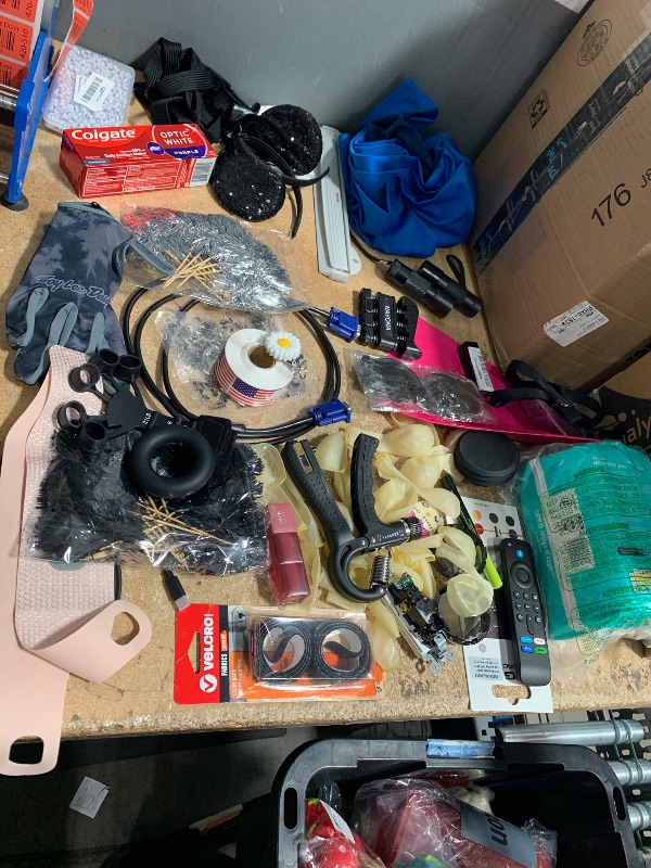 Photo 1 of ***SOLD AS IS - Bundle of home essentials/hardware/beauty accessories 