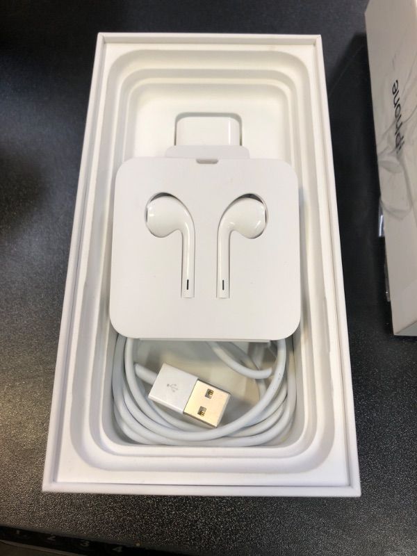 Photo 1 of Apple iPhone XR (64GB, (PRODUCT)RED) [Locked] + Carrier Subscription