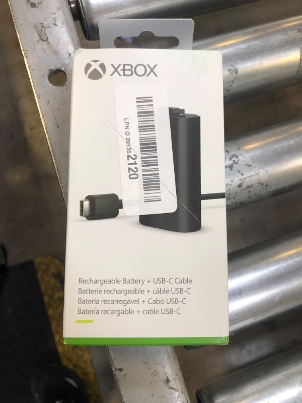Photo 1 of Xbox Rechargeable Battery + USB-C® Cable