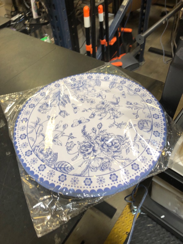 Photo 1 of 100 Pcs 14 Inch Blue Floral Paper Place Mats Chinoiserie Round Placemats Flower Disposable Decorative Table Mats for Dinner Table Setting Banquet Party Supplies
