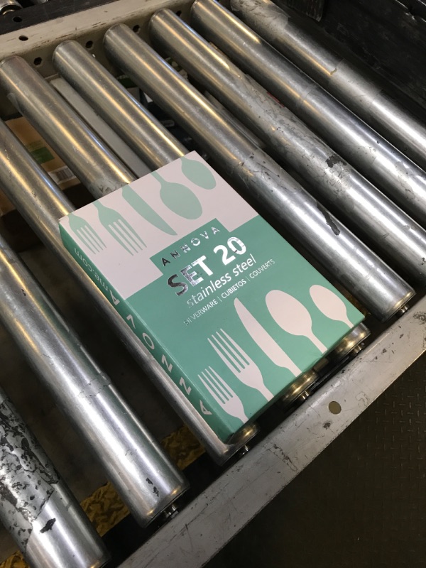 Photo 1 of ANNOVA Silverware Set 20 Pcs Stainless Steel Cutlerty Color Handle Flatware -4xDinner Knife;4xDinner Fork;4xSalad Fork;4xDinner Spoon;4xDessert Spoon (Mix Color/Gingham Checkered Pattern)