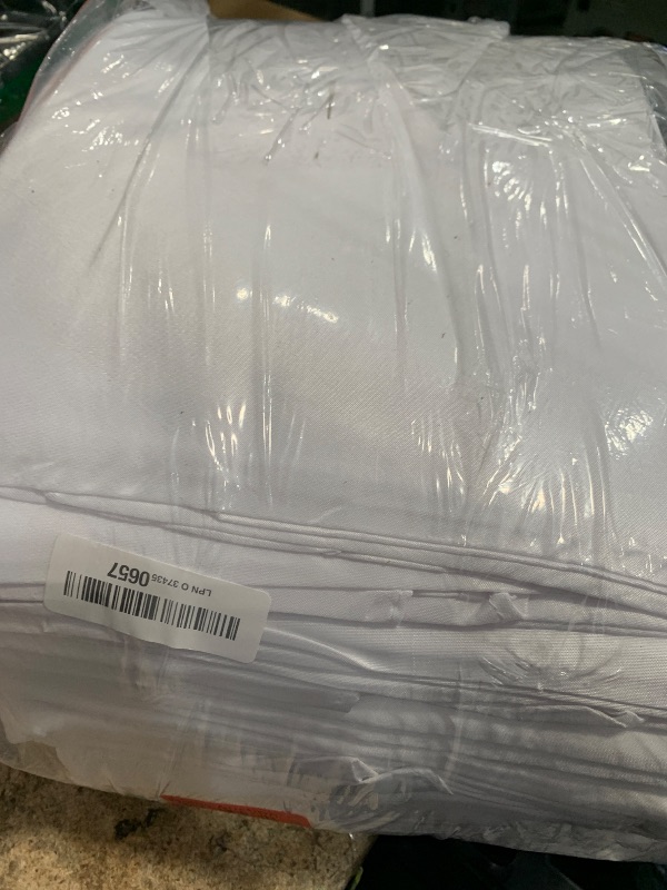 Photo 1 of 10 Pack White Round Tablecloths, 120 Inch Stain Resistant and Wrinkle Round Table Clothes, Washable Polyester Table Clothes Cover for Kitchen Dining, Wedding Birthday Party, Buffet Restaurant, Banquet