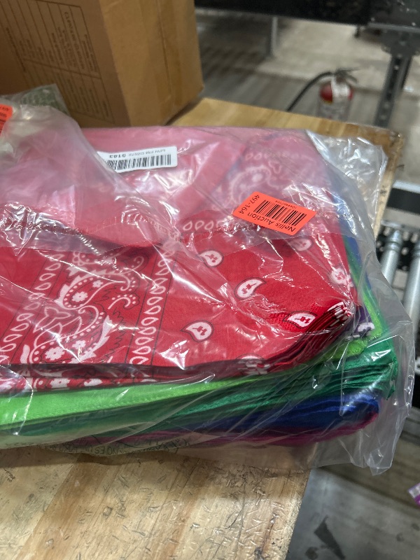 Photo 1 of 100 Pack Bandanas Unisex Paisley Bandanas Bulk Multi Purpose Cowboy Head Wrap Necktie Face Cover Party Supplies, 21.26 inches (Stylish, Multicolor)