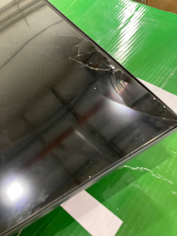 Photo 1 of **SMASHED SCREEN FINAL SALE**VIZIO 40-inch Full HD 1080p Smart TV with DTS Virtual: X, Alexa Compatibility, Chromecast Built-in, Bluetooth Headphone Capable (Renewed)