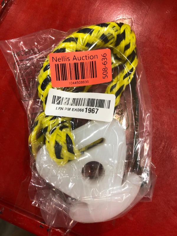 Photo 1 of Airhead Kwik-Connect, 1 inch Diameter Hole,1-4 Rider Tow Rope for Tubing Connector, 6,000lb Break Strength