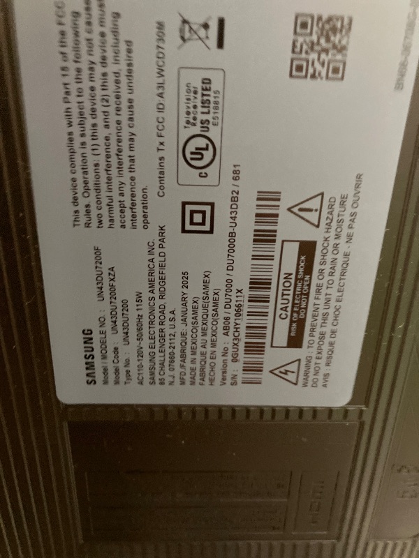 Photo 1 of *************SCREEN SMASHED, NON-FUNCTIONAL, FINAL SALE************
Samsung 43-Inch Class Crystal UHD 4K DU7200 Series HDR Smart TV w/Object Tracking Sound Lite, PurColor, Motion Xcelerator, Mega Contrast, Q-Symphony (UN43DU7200, 2024 Model)