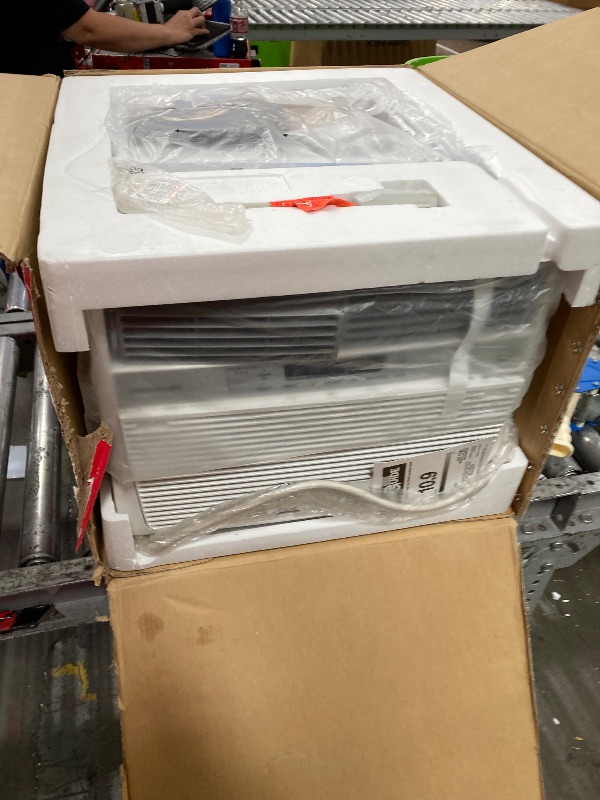 Photo 1 of *******PARTS ONLY*******Frigidaire 10,000 BTU Window Air Conditioner with Remote Control, Cools Up to 450 Sq. Ft., Quiet Operation, Eco Mode, 3 Fan Speeds, Auto Restart, White