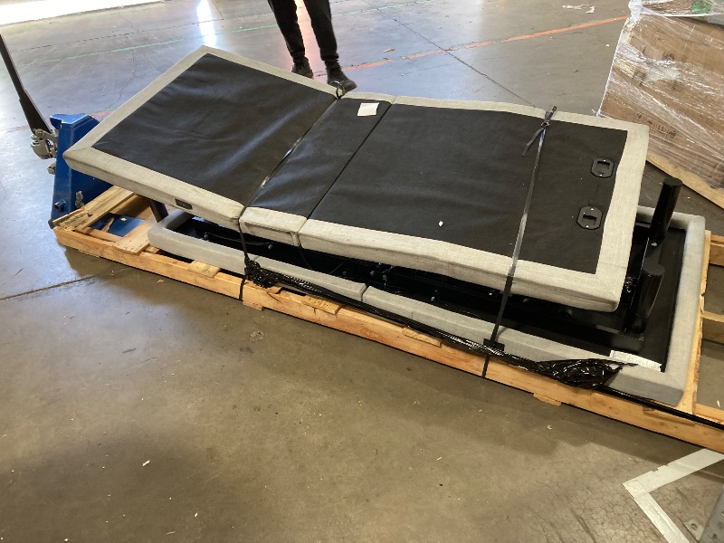 Photo 1 of ***PARTS ONLY***Premium Split King Adjustable Bed with 14 Inch Prime Gel Memory Foam Mattress, Massage, Zero Gravity, Anti-Snore, Programmable Memory Positions, USB, Underbed Lighting, Zero Clearance
