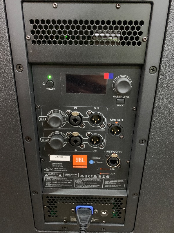 Photo 1 of (MINOR USAGE, FUNCTIONS* JBL Professional Portable 3 Bass Reflex Self-Powered System, 15 Inch (SRX835P), Black, 15-Inch Three-Way Speaker2