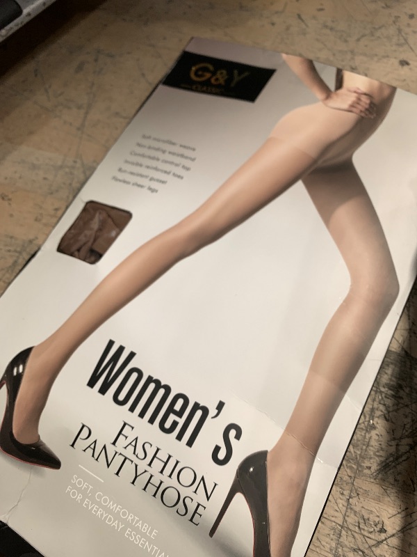 Photo 1 of G&Y 3 Pairs Women's Sheer Tights - 20D Control Top Pantyhose with Reinforced Toes(Coffee, M)