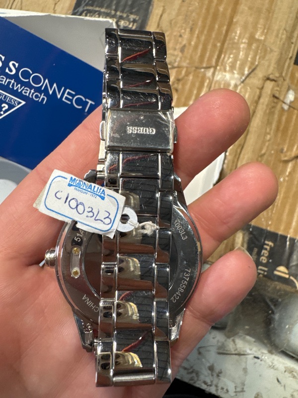 Photo 1 of ***NEEDS BATTRYS***UNTESTED****
GUESS Connect Wear OS Smartwatch with Silver-Tone Bracelet Crystal Accents