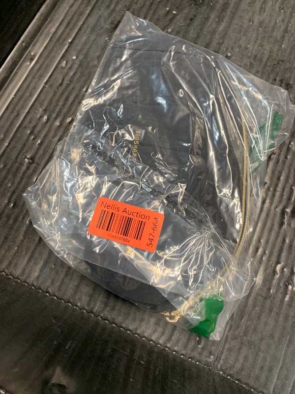 Photo 1 of (USED/FAIR) (BAGGED) BAGSMART Makeup Bag Travel Toiletry Bag, Puffy Padded Make Up Bags for Women Makeup Organizer Case, Wide-open Pouch Purse Travel Essentials Toiletries Accessories Brushes, Black