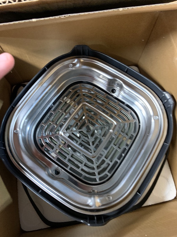 Photo 1 of (Sold for parts only) Ninja Crispi 4-in-1 Portable Glass Air Fryer Cooking System, 1500W, 4QT & 6-Cup TempWare Glass Containers with Storage Lids, Microwave, Freezer & Dishwasher Safe, Cyberspace Gray, FN101GY