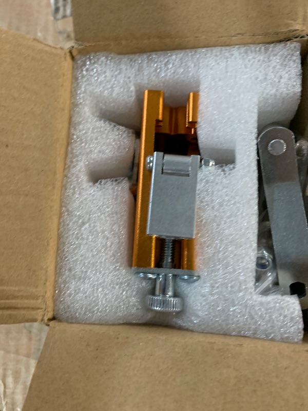 Photo 1 of (USED/FAIR) Atenalslbo Portable Chainsaw Sharpening Jig,Chainsaw Chain Sharpening Jig,Saw Blade Sharpener,Precise Tooth Alignment and Fast Sharpening Efficiency for Repairing