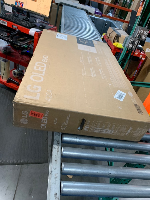 Photo 1 of LG 42-Inch Class OLED evo C4 Series Smart TV 4K Processor Flat Screen with Magic Remote AI-Powered with Alexa Built-in (OLED42C4PUA, 2024)