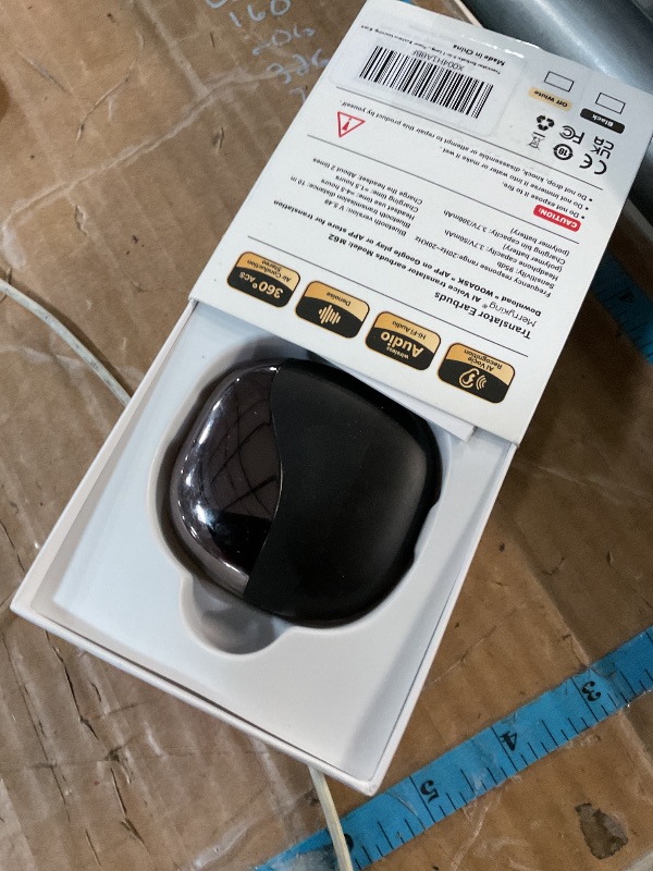 Photo 1 of (POWER TESTED) (USED/FAIR) AI Language Translator Earbud620521