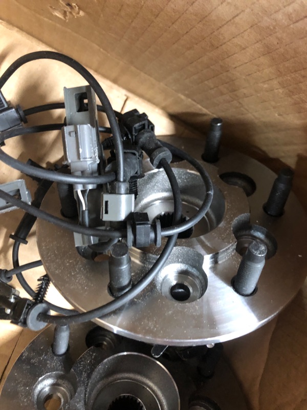 Photo 1 of (used)(see images) PHILTOP 515110/515111 4WD Front Wheel Bearing Fit for Chevrolet Colorado 2004-2008, GMC Canyon 2004-2008, Isuzu i-350 2006, Isuzu i-370 2007-2008 Wheel Hub Assembly