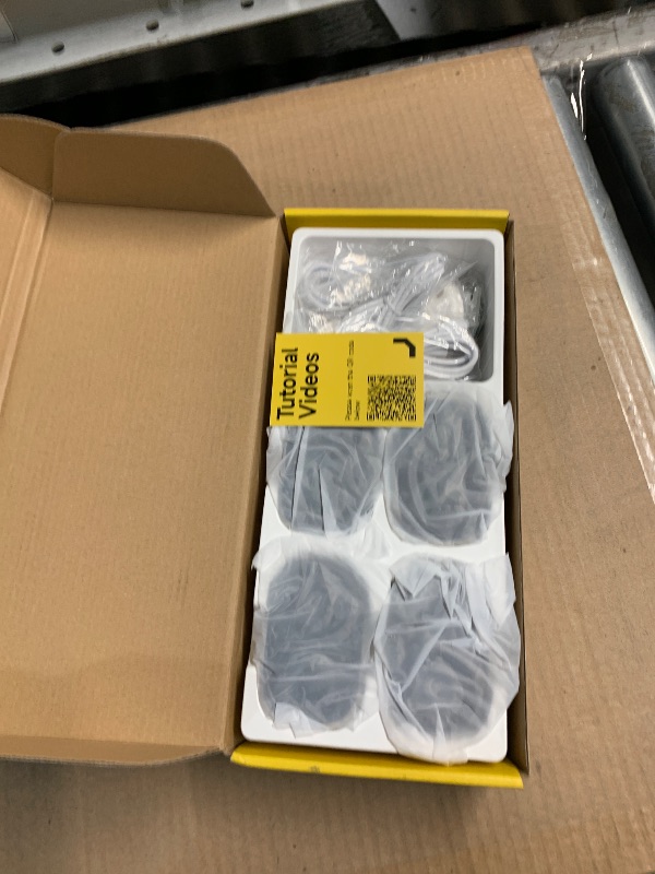 Photo 1 of (For pars only) Security Cameras Wireless Outdoor, 2K Battery Powered Spotlight Siren Alarm WiFi Surveillance Camera for Home Security