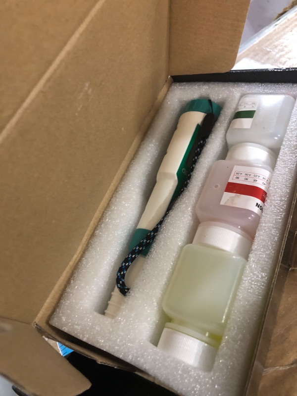 Photo 1 of Yewhick Chlorine Meter & Pool Salt Tester, Pool pH Tester & Salt Meter for Pools, 7 in 1 FAC Digital Salinity Tester for Saltwater Aquarium Sodium Chloride Swimming Pools Hot Tubs Spas