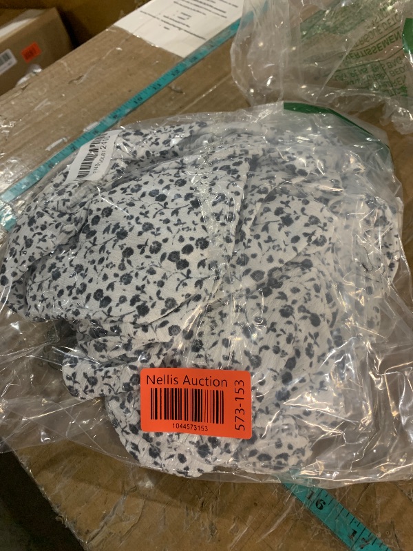Photo 1 of **MISSING BUTTON ON BACK**
Teepie Women Floral Blouses Short Puff Sleeve Spring Loose Fitting Tops Trendy 2025 Summer Work Blouse Grey XL