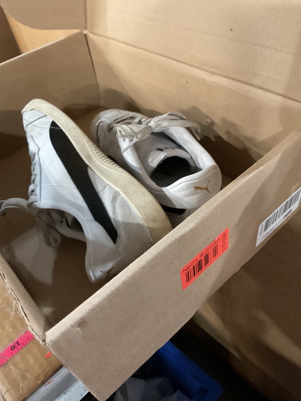 Photo 1 of **Heavily used***
PUMA Mens Club 5v5 Sneaker - White, Black, Gold, Size 10