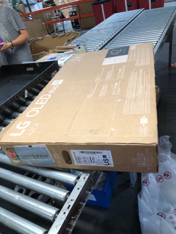 Photo 1 of LG 42-Inch Class OLED evo C4 Series Smart TV 4K Processor Flat Screen with Magic Remote AI-Powered with Alexa Built-in (OLED42C4PUA, 2024)