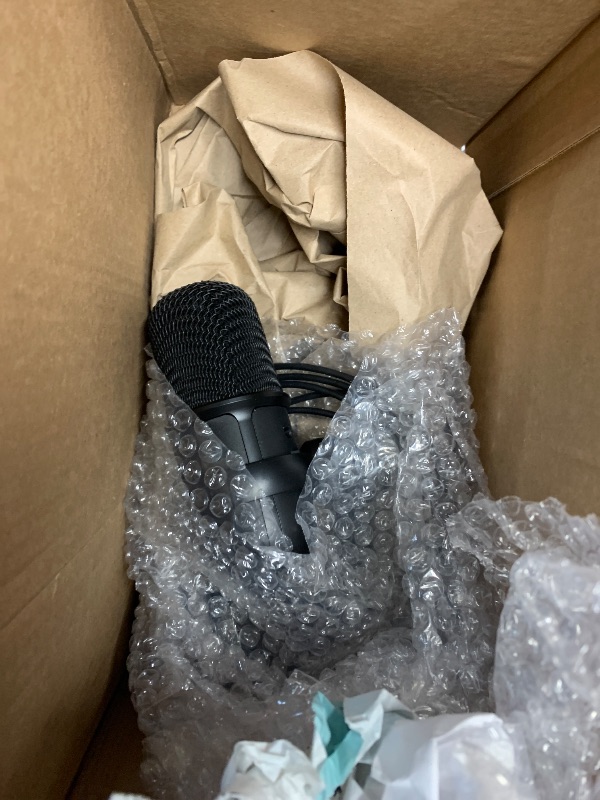 Photo 2 of HyperX SoloCast – USB Condenser Gaming Microphone, for PC, PS4, PS5 and Mac, Tap-to-Mute Sensor, Cardioid Polar Pattern, great for Streaming, Podcasts, Twitch, YouTube, Discord,Black