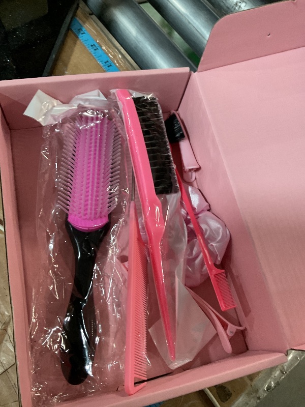 Photo 1 of (incomplete) 11 Pcs Hair Brush Set, Detangle Hair Brush And Spray Bottle, 3 Pieces Smooth Hairbrush For Toddlers