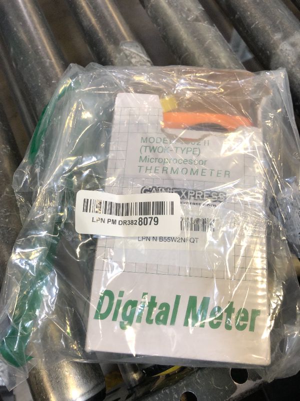 Photo 1 of Thermocouple Thermometer Digital K Type Thermometer HVAC Thermometer Dual Temperature Meter with 4 Thermocouples, MAX/MIN/AVG Temperature Measurement, -50~1300°C (-58~2372°F)