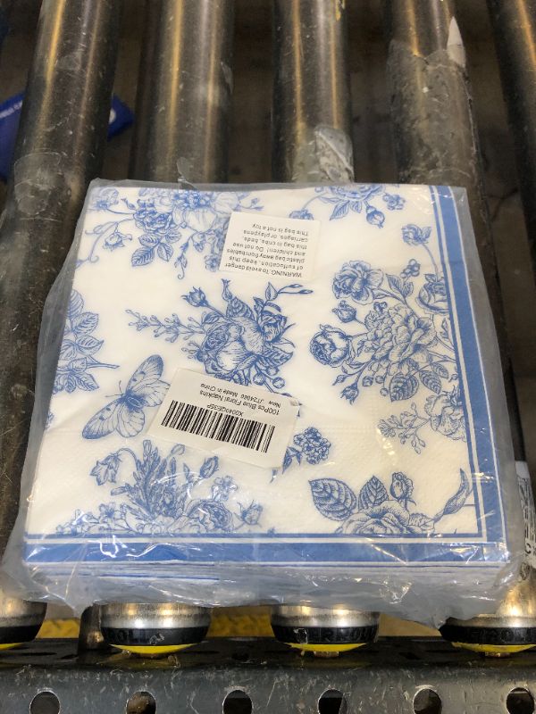 Photo 1 of 100Pcs Blue Floral Cocktail Napkins Decorations,Disposable Spring White Blue Guest Hand Towels Dinner Paper Napkins for Home Bathroom Baby Shower Picnic Wedding Birthday Tea Party Supplies,6.5x6.5 In