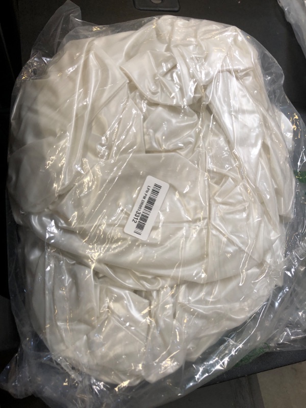 Photo 1 of Inflatable Seashell Pool Backdrop Decorations 55 Inch Inflatable Seashell with Pearl Ball Floats for Mermaid Swimming Pool Summer Beach Party Ocean Birthday Theme Party Decor