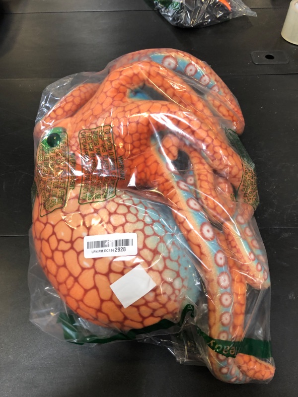 Photo 1 of ERDAO Realistic Octopus Plush,Giant Stuffed Marine Animals Toy Gifts for Kids (31.4 inch)