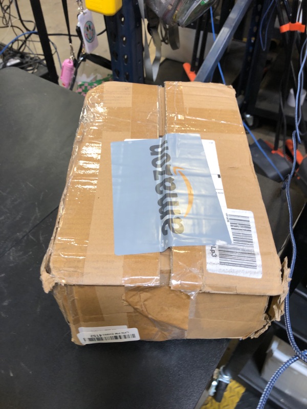 Photo 1 of Comics and Magazines- 200 PCS of 7.5 * 10.5 Inch, Thickened Fabric Organizer Boards for Books, Comic Book Boards and Magazine Backing Boards with U Shape Plastic Alligator Clips?400PCS?