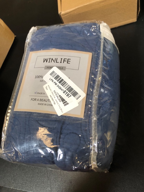 Photo 1 of WINLIFE 100% Cotton Quilted Pillow Sham Floral Printed Pillow Cover (Standard, Navy Blue)