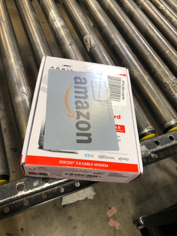 Photo 1 of ARRIS (SB6190) - Cable Modem - Fast DOCSIS 3.0 32x8 Gigabit Cable Modem, For Comcast Xfinity, Cox, Spectrum and more, 1 Gbps Port, 800 Mbps Max Internet Speed, 2 Year Warranty - White