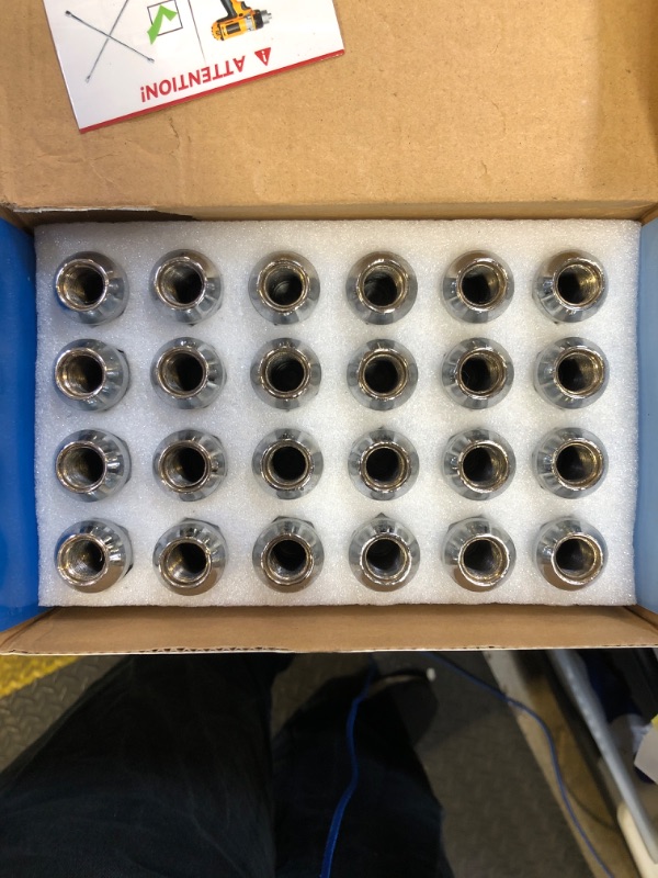 Photo 1 of Set of 24 M14x1.5 Lug Nuts Comptible with Replacing Silverado Tahoe Suburban Tahoe Sururban Escalade Xt6 Xt5,7/8 Hex 1.77-Inch OEM Factory Style Large Acorn Socket Lug Nuts