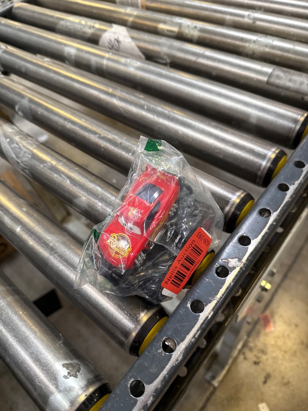 Photo 1 of 12 Styles Movie Cars 3 Black Storm Jackson McQueen Curz Mater Giant Wheels Cars 1?55 Diecast Vehicles Toys Set Children Car Toy (Lightning McQueen)