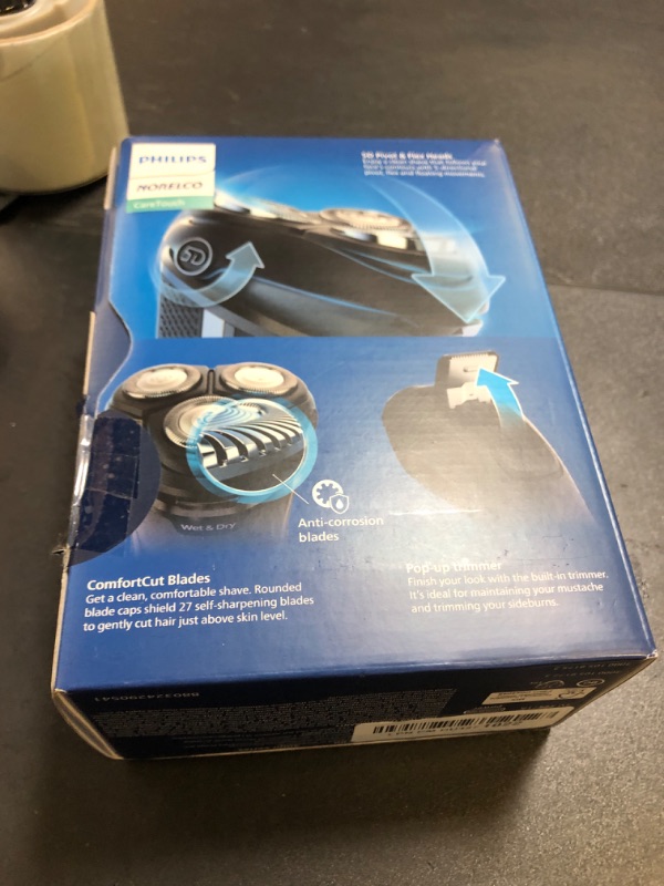 Photo 1 of Philips Norelco Shaver 3600 Series, Wet and Dry Electric Shaver, P-Cap, Travel Pouch, Ash Gold, Model S3242/90