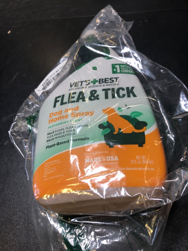 Photo 1 of Vet's Best Flea and Tick Home Spray - Dog Flea and Tick Treatment for Home - Plant-Based Formula - Certified Natural Oils,Green - 32 oz MISSING SPRAY NOZZLE