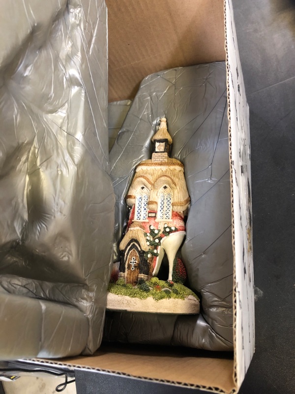 Photo 1 of STATUE HOME DECOR 
