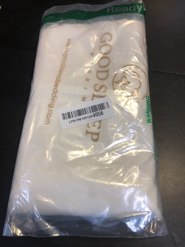 Photo 1 of 1000 TC White Standard Pillowcases Set of 4 100% Egyptian Cotton Pillow Cases with Long Staple Cotton & Sateen Weave, Silky Soft Hotel - Like Bed Pillow Covers for Comfy Sleeping, Snug Fit