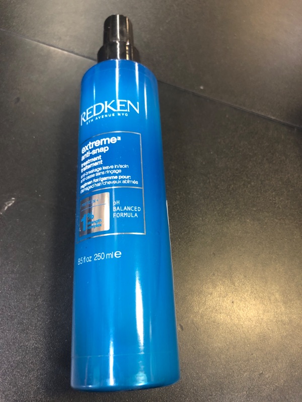 Photo 1 of Redken Extreme Anti-Snap Anti-Breakage Leave-In Treatment For Distressed Hair - Fortifies & Helps Reduce Breakage, Infused With Proteins